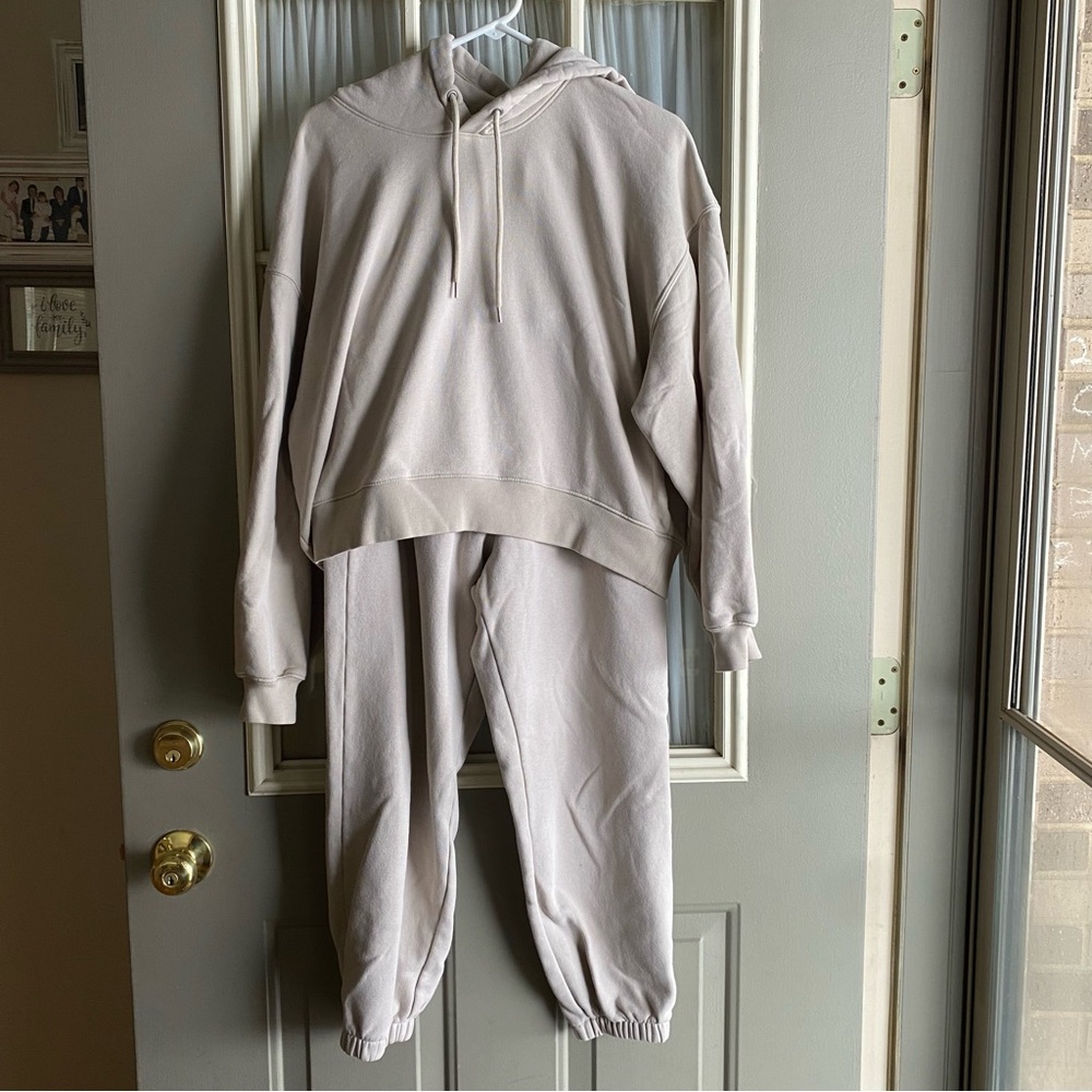 Gap Vintage Soft Beige Sweatpants & Hoodie Set